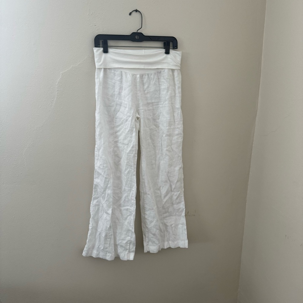 4 Our Dreamers Linen Pants M  100% Linen
There are a few small spots (see photos